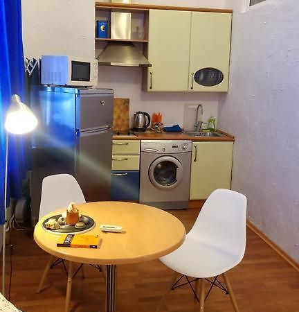 Apartment On Horodetskoho 4 Kiev Ngoại thất bức ảnh